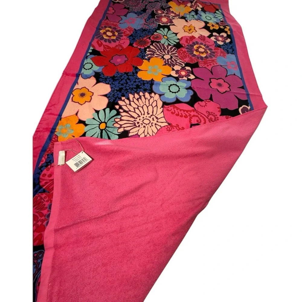 NWT Vera Bradley Floral Fiesta Beach Towel Retired Pattern LAST ONE!